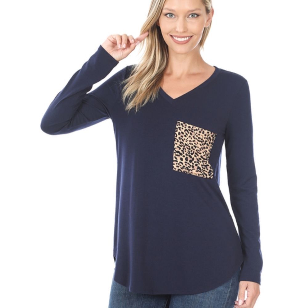 Leopard Print Pocket Long Sleeve Top